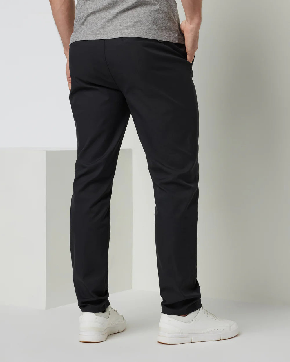 Vuori - Cascade Tech Chino Pant