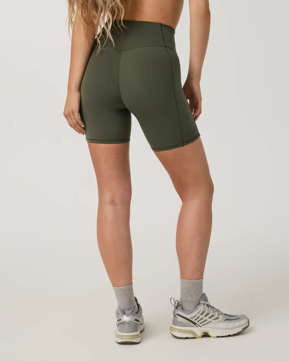 Vuori - Vuori AllTheForm™ Pocket Short 6"