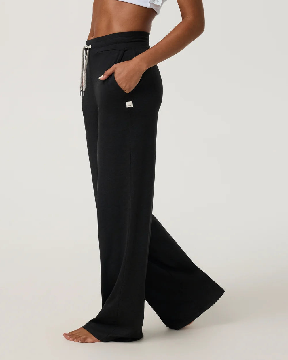 Vuori - Halo Essential Wideleg Pant